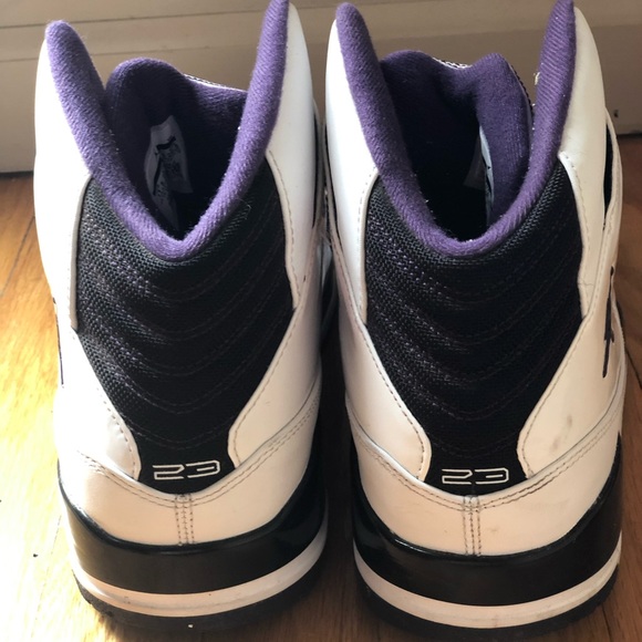 Nike Air Jordan SC — model #538698-108 - Picture 3 of 3